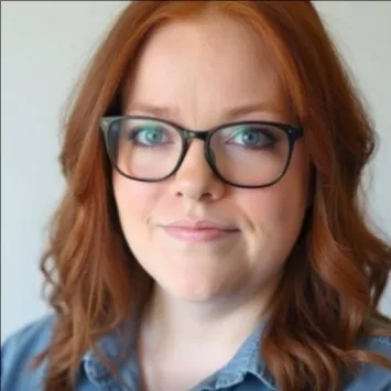 Bianca Johnston, Agent in  - Compass