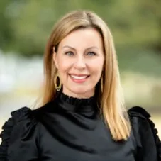 Heidi Wehring, Agent in  - Compass