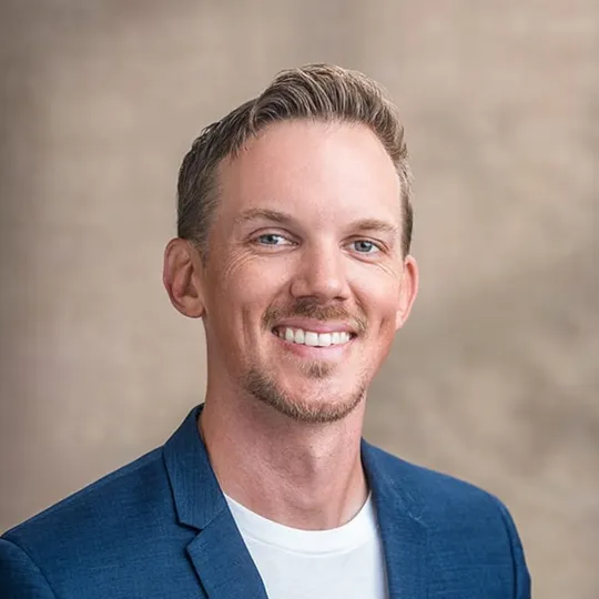 Zachary Higgins, Agent in  - Compass