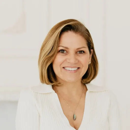 Juany Honeycutt, Agent in  - Compass