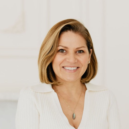 Headshot of Juany Honeycutt