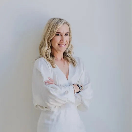 Kristin Railton, Agent in  - Compass