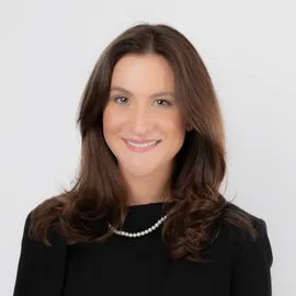 Erica Grasso, Agent in  - Compass
