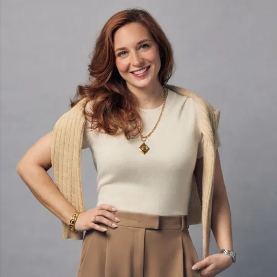 Sarah Riegle, Agent in  - Compass