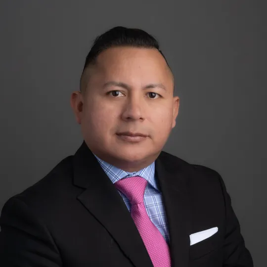 Manuel Pineda, Agent in  - Compass