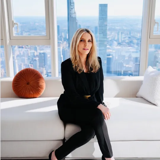 Lynne Mazin, Agent in  - Compass