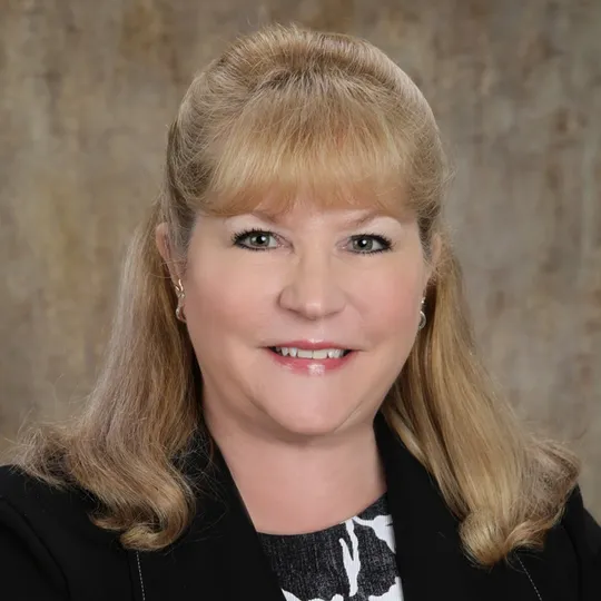 Kathy Klier, Agent in  - Compass