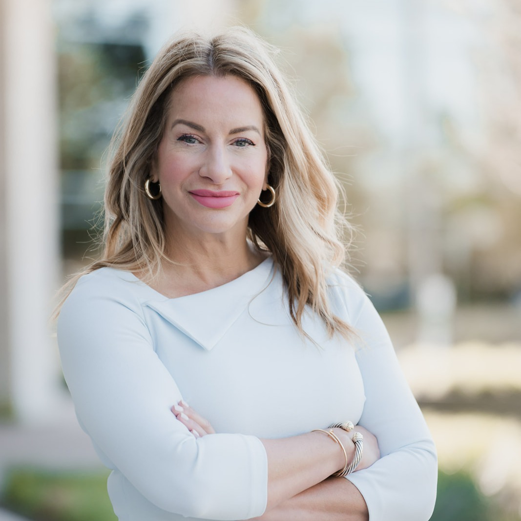 Headshot of Virginia Simmons