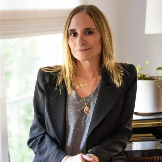 Jackie Smith, Agent in  - Compass