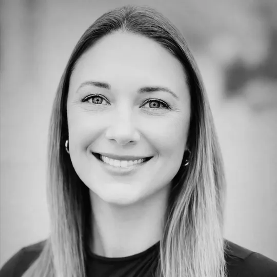 Jillian Bivas, Agent in  - Compass