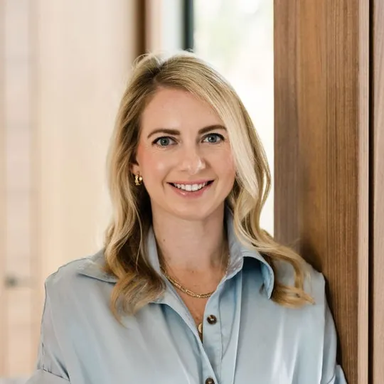 Caroline Smalley, Agent in  - Compass