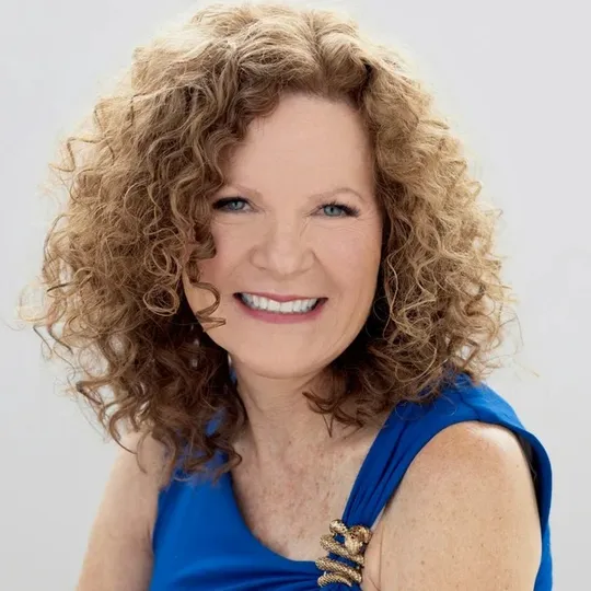 Becky Bundy, Agent in  - Compass