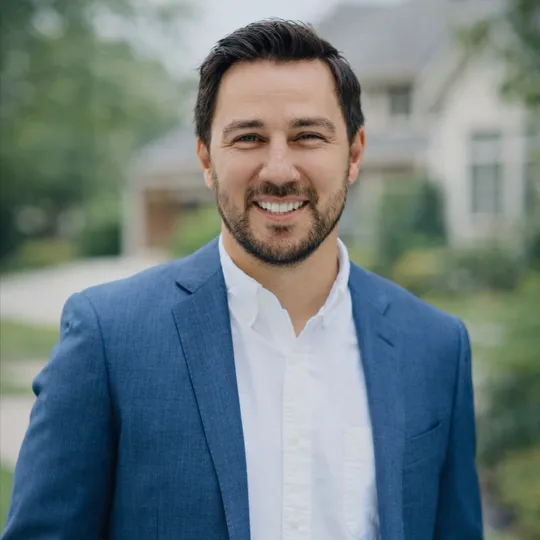 Todd Robles, Agent in  - Compass