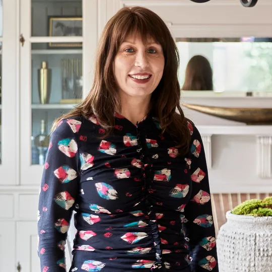 Amanda Jones, Agent in  - Compass