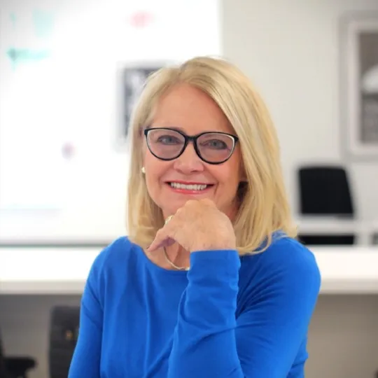 Linda Calio, Agent in  - Compass