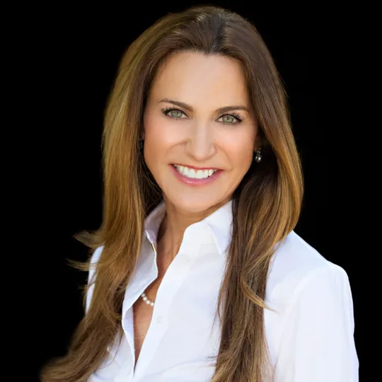 Lisa Goldman, Agent in  - Compass