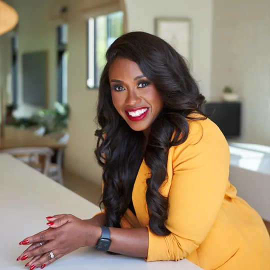 Kenya Reeves-Costa, Agent in  - Compass