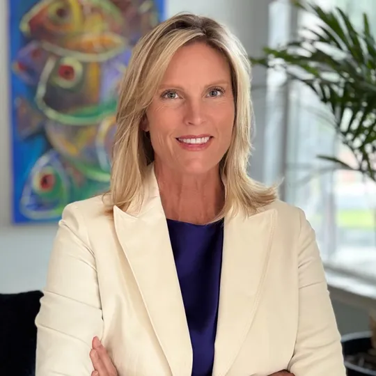 Amy Johnston Harper, Agent in  - Compass