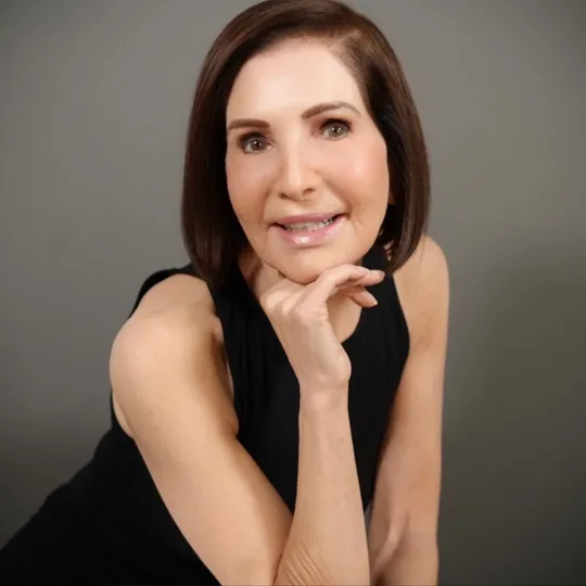 Diane Dorin, Agent in  - Compass