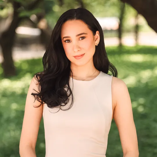 Laura Vela (Kawwa), Agent in  - Compass