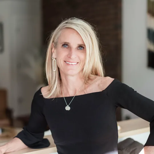 Jennifer Gilligan, Agent in  - Compass
