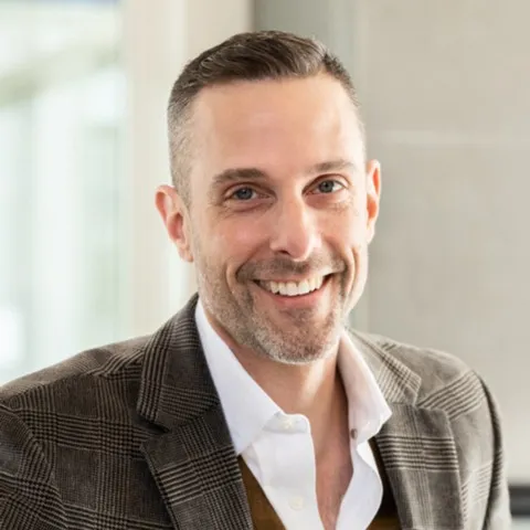 Scott Perret, Agent in  - Compass