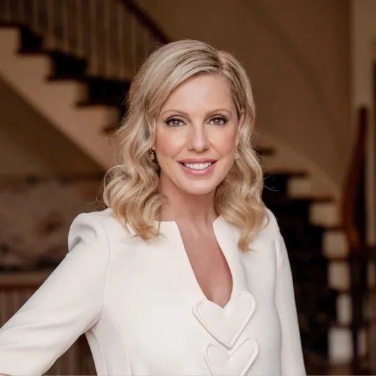 Helen Kalantzis, Agent in  - Compass