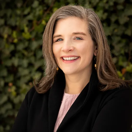 Heather Visnesky, Agent in  - Compass