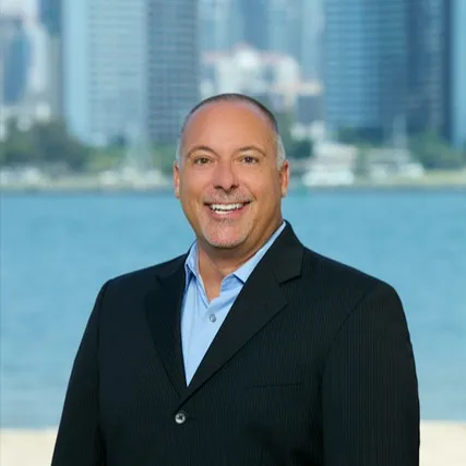 Anthony Macaluso, Agent in  - Compass