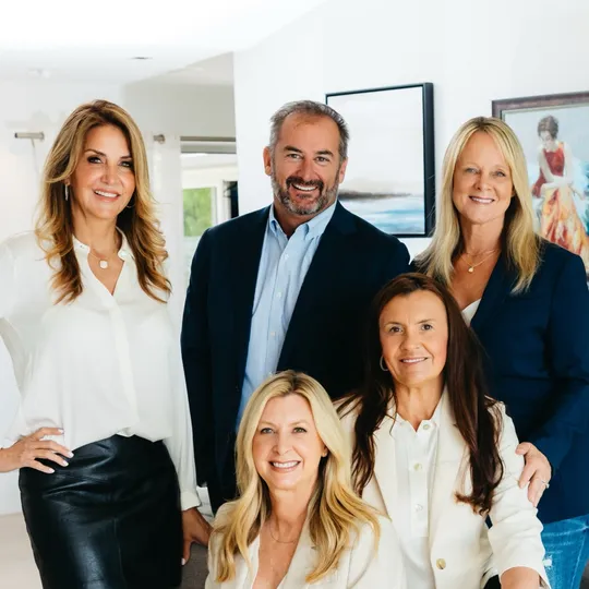 Chris Tebbutt Real Estate Group, Agent in  - Compass