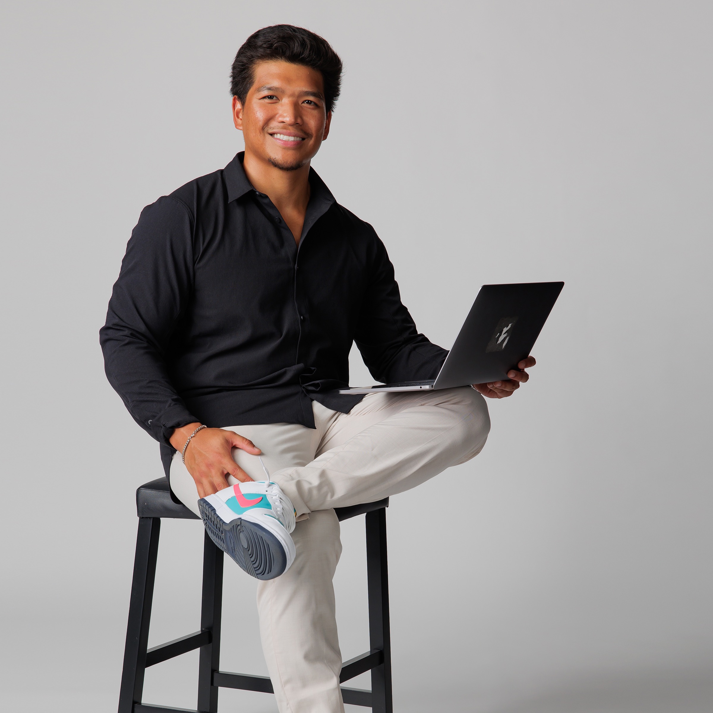 Headshot of Jacob de Leon