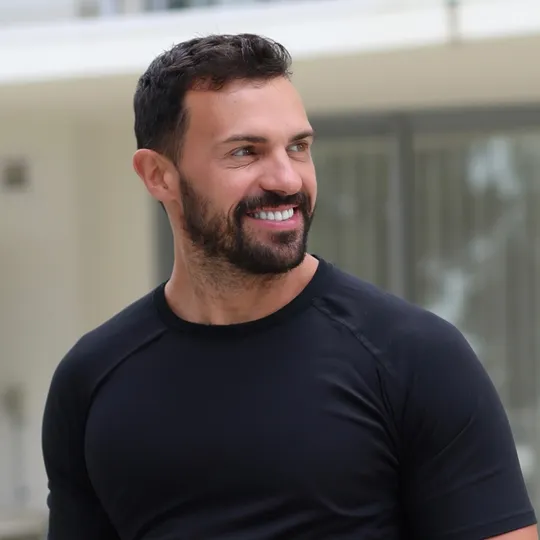 Joe Rossi, Agent in  - Compass