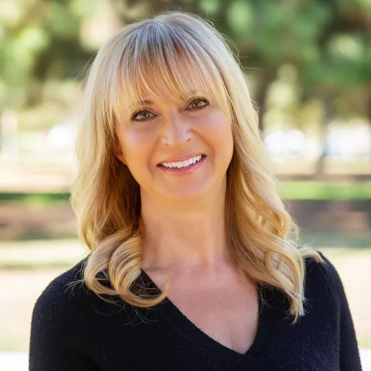 Lynette Bishop, Agent in  - Compass