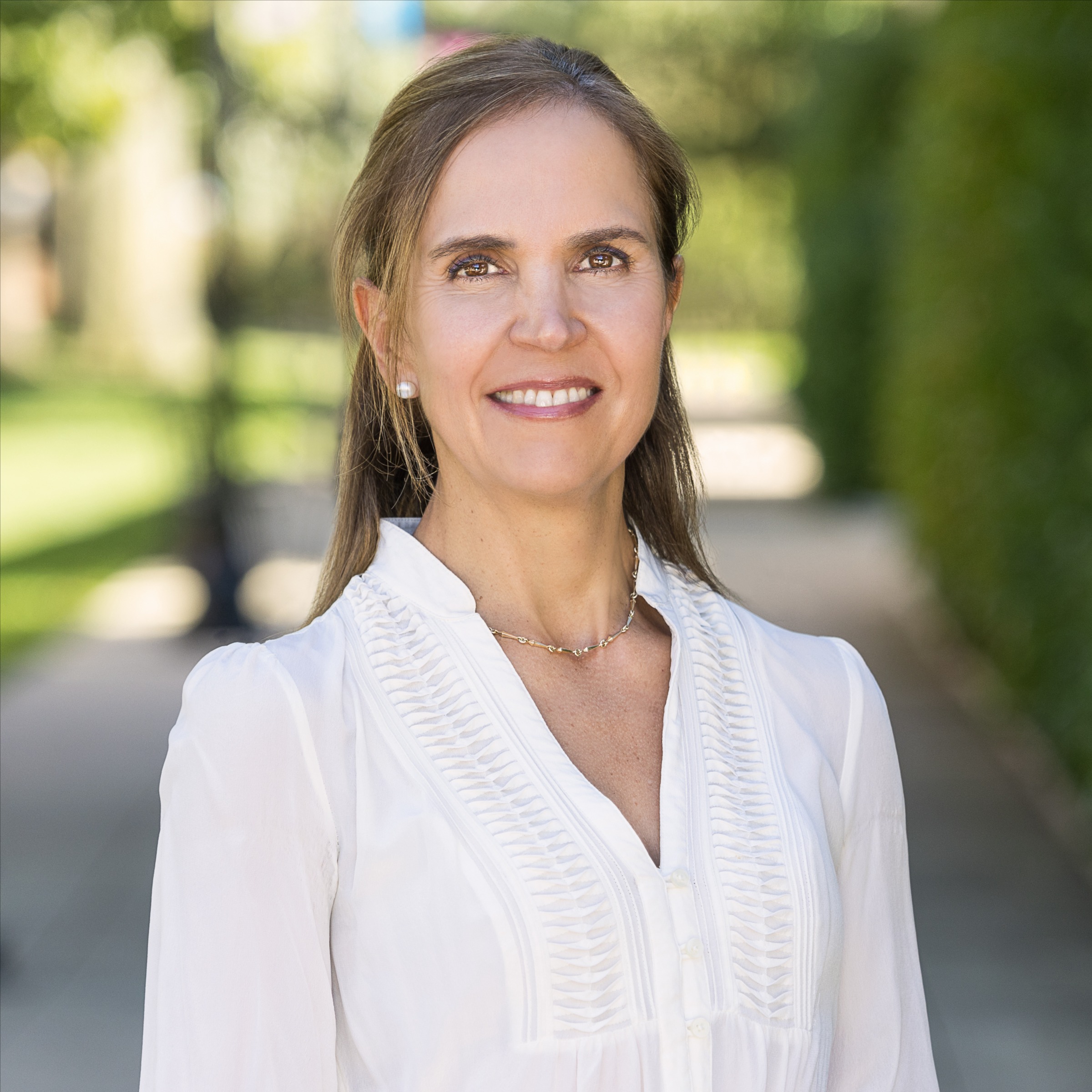 Headshot of Martha Rubio