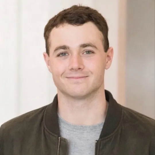 Zach Grossman, Agent in  - Compass