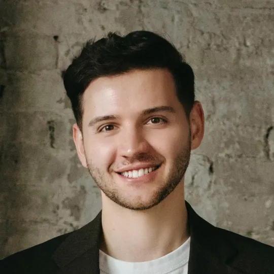 Josh Ruszas, Agent in  - Compass