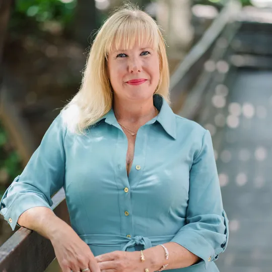 Maeghan Knowles, Agent in  - Compass