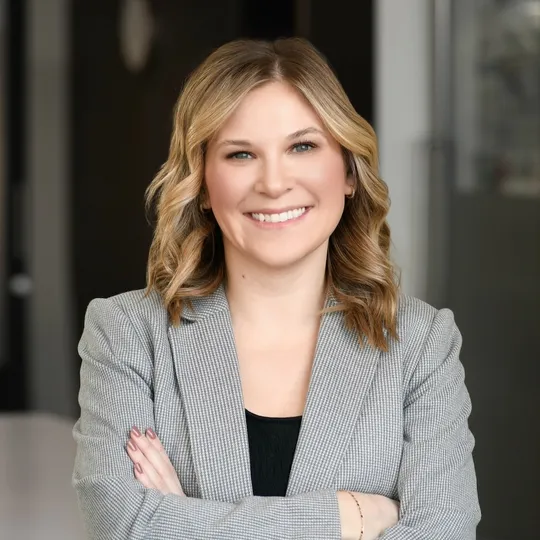 Beth Davis, Agent in  - Compass