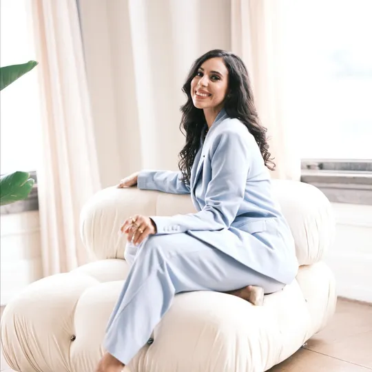 Angela Carrasco, Agent in  - Compass