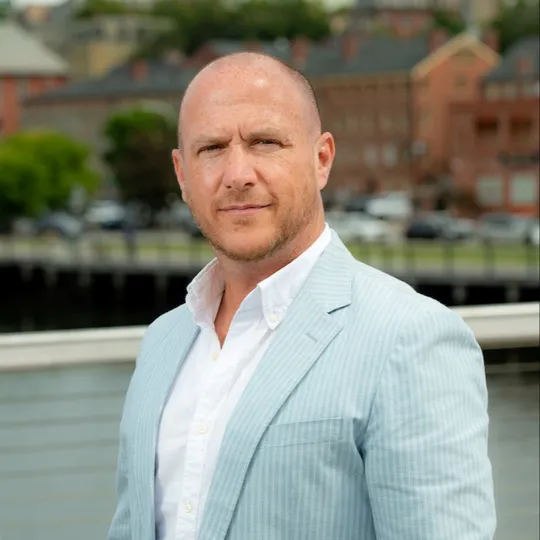 Ben Guglielmi, Agent in  - Compass