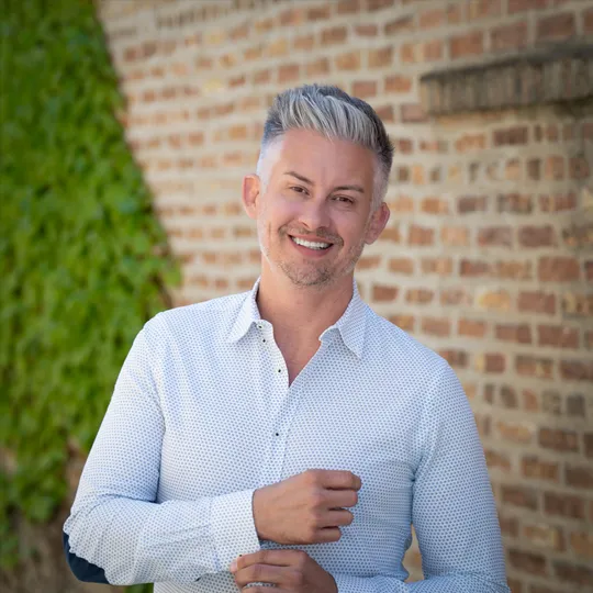 Steve Rollins, Agent in  - Compass