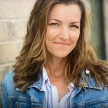 Tamya Laurence, Agent in  - Compass