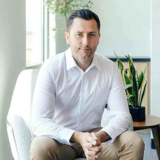 Conan Hawkins, Agent in  - Compass