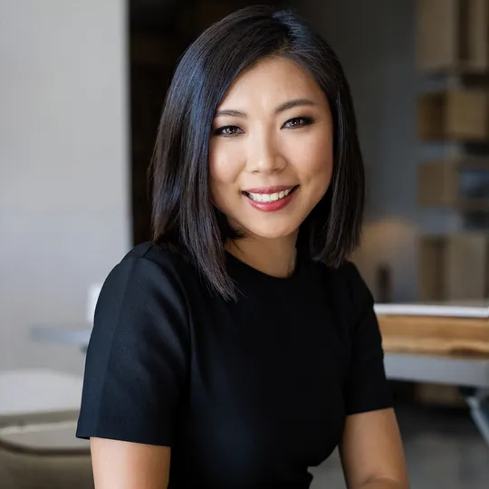 Victoria Bi, Agent in  - Compass