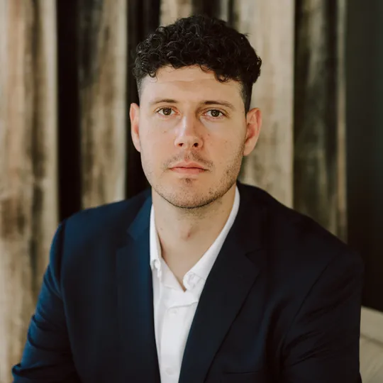 Geoffrey Frid, Agent in  - Compass