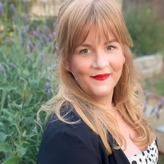 Jennifer Johnson, Agent in  - Compass