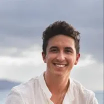 Mick St. John, Agent in  - Compass