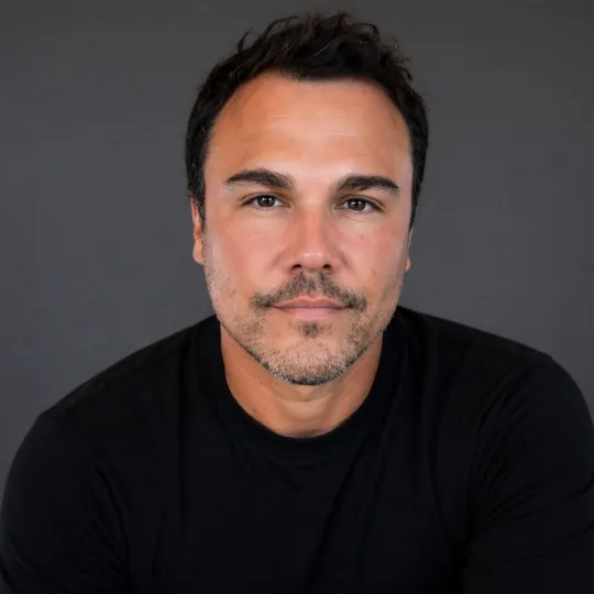 Gabe Nies, Agent in  - Compass