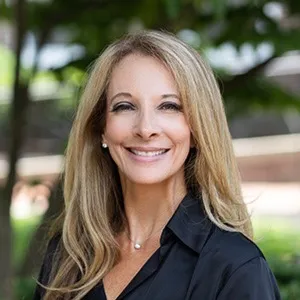 Shannon Furfari, Agent in  - Compass