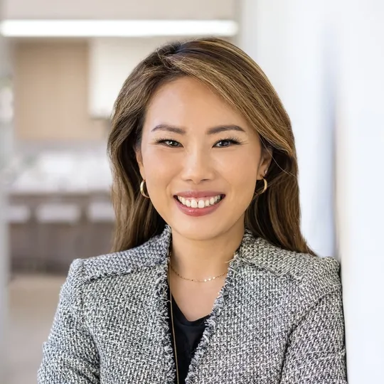 Umi Park, Agent in  - Compass